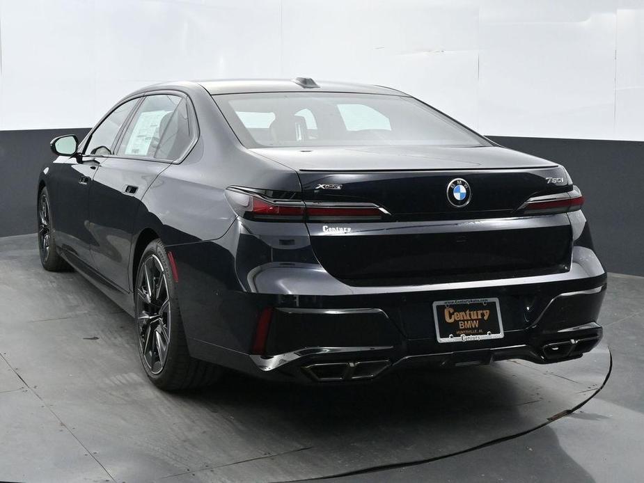 new 2024 BMW 760 car, priced at $131,995