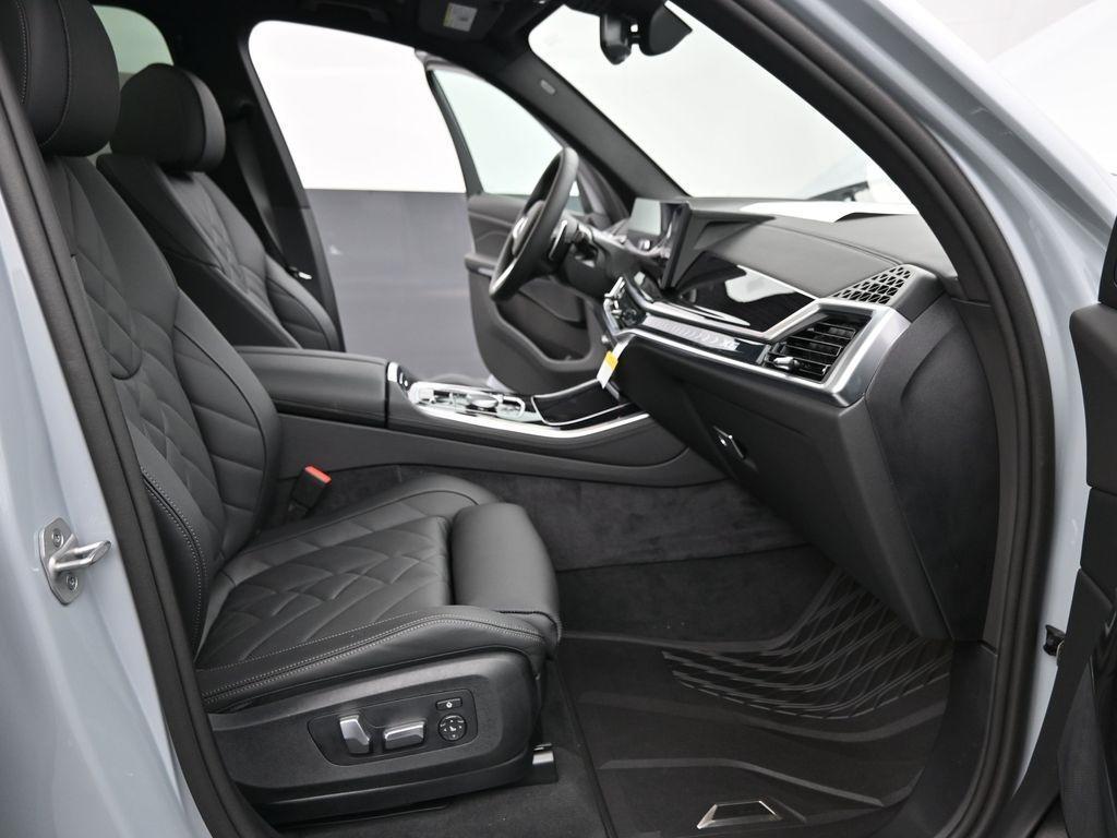 new 2025 BMW X5 PHEV car, priced at $82,860