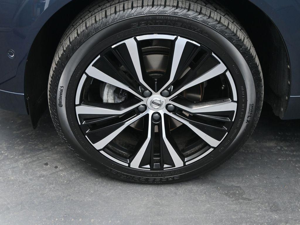 used 2023 Volvo XC60 car, priced at $43,482