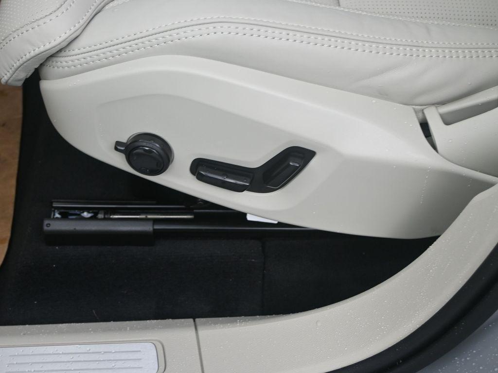 new 2026 Volvo XC60 car, priced at $63,935