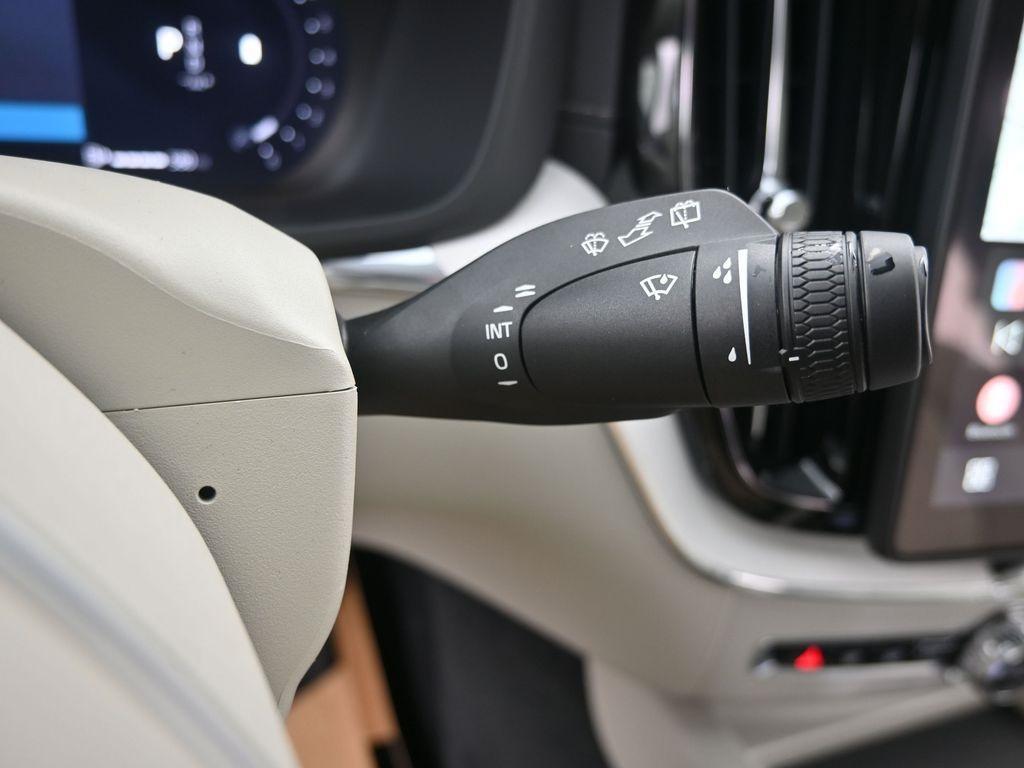 new 2026 Volvo XC60 car, priced at $63,935