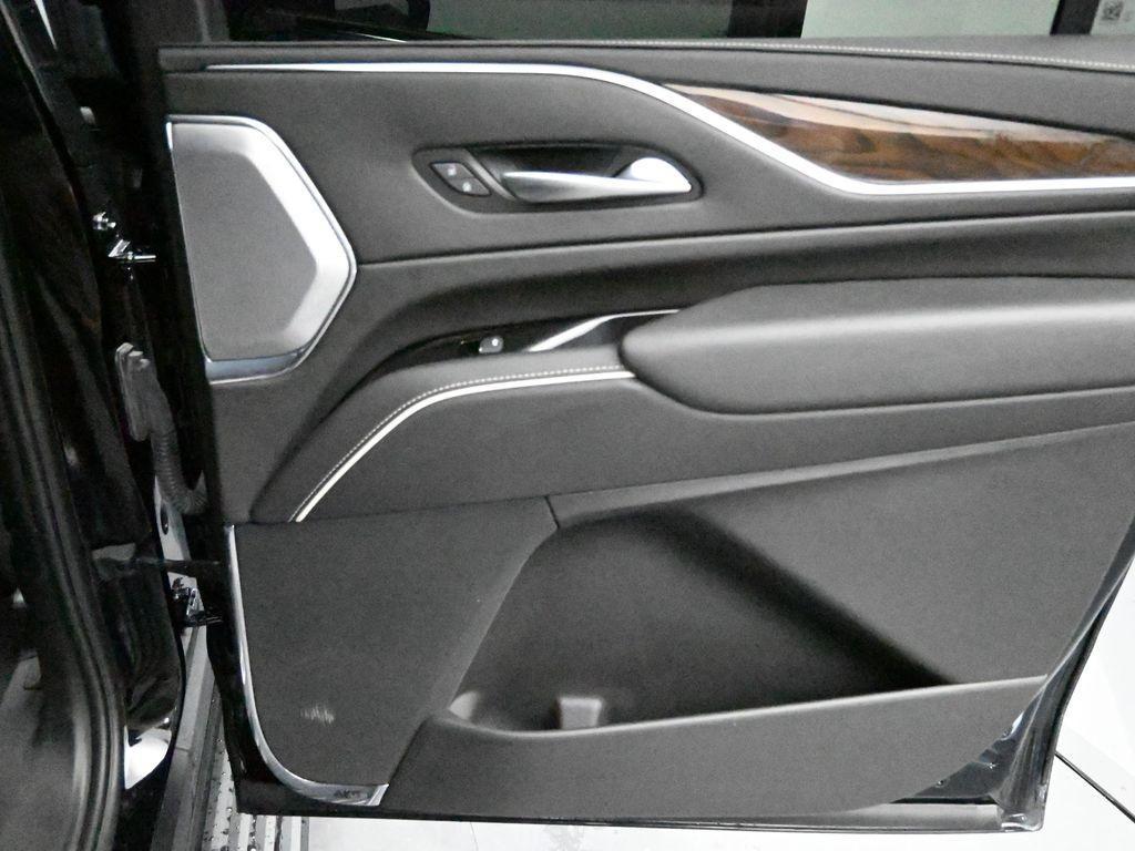 used 2023 Cadillac Escalade ESV car, priced at $79,998