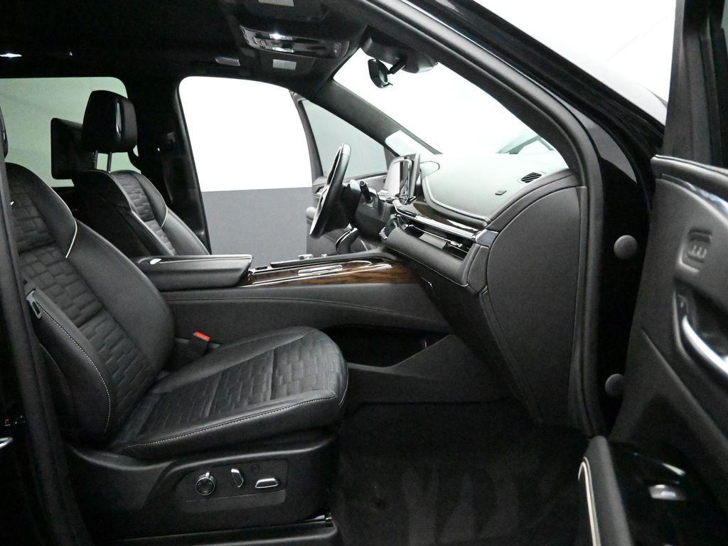 used 2023 Cadillac Escalade ESV car, priced at $79,998