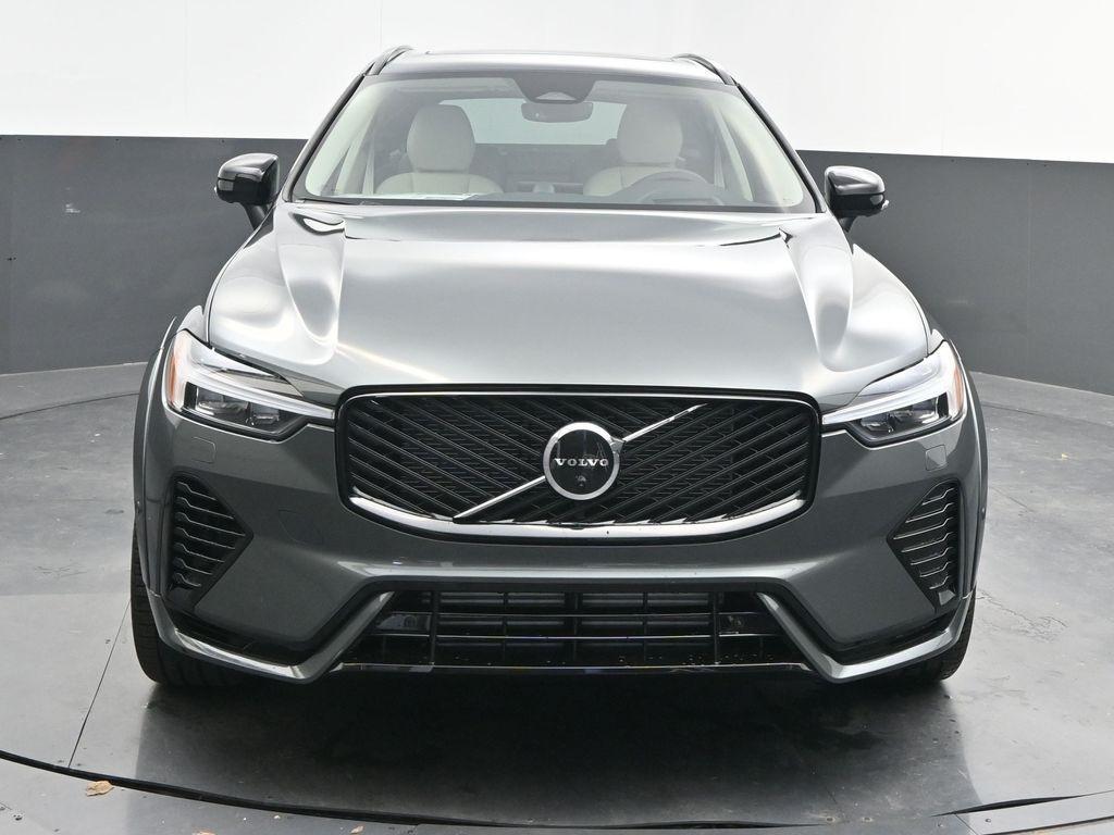 new 2026 Volvo XC60 car, priced at $80,310