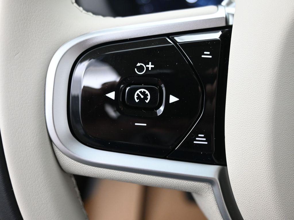new 2026 Volvo XC60 car, priced at $80,310
