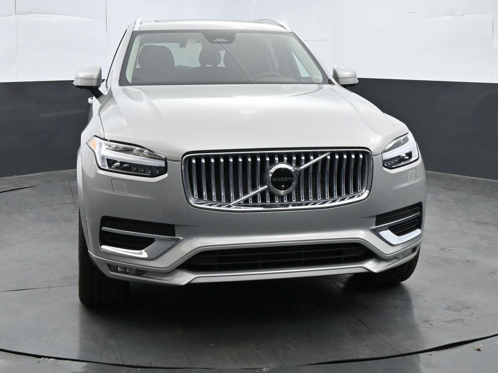 new 2025 Volvo XC90 car, priced at $68,690