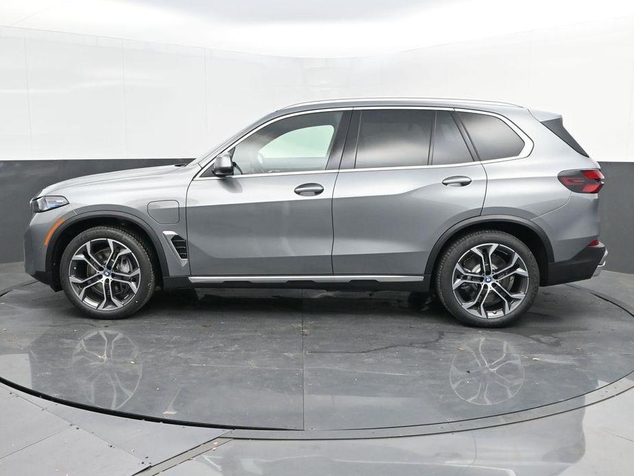 new 2025 BMW X5 PHEV car, priced at $78,540