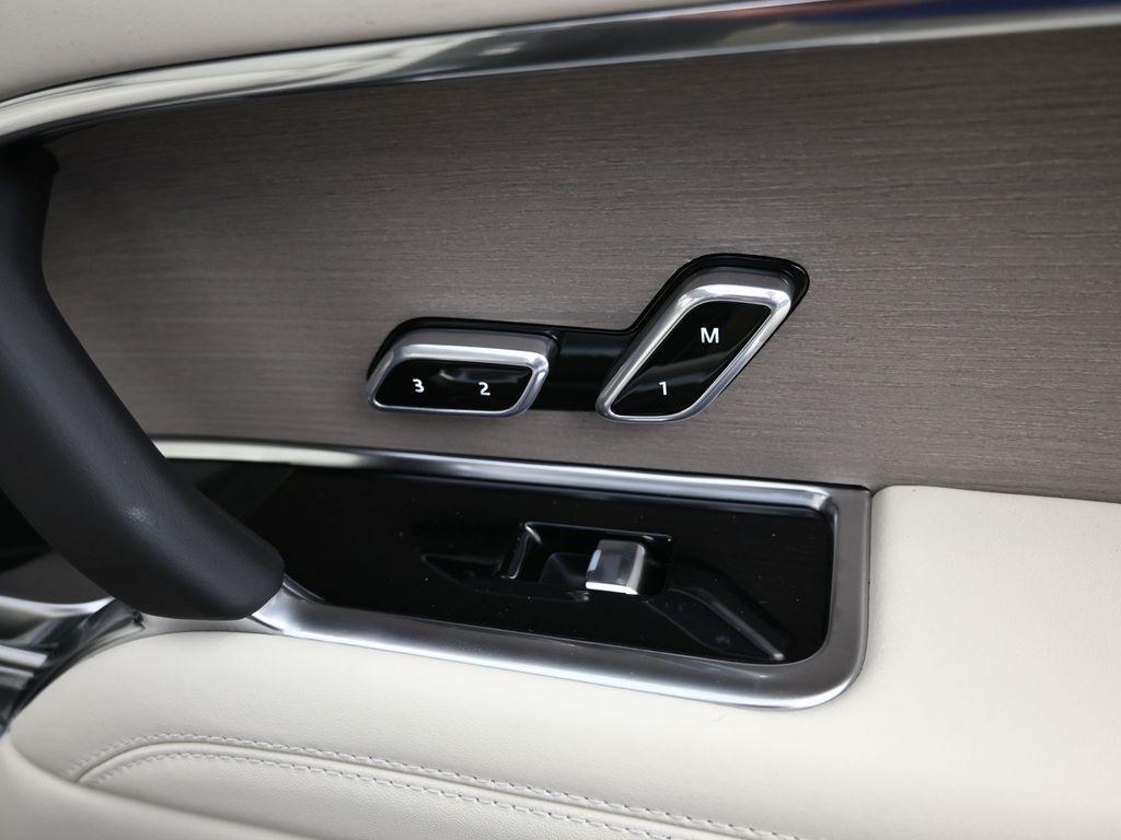 new 2025 Land Rover Range Rover car, priced at $156,710