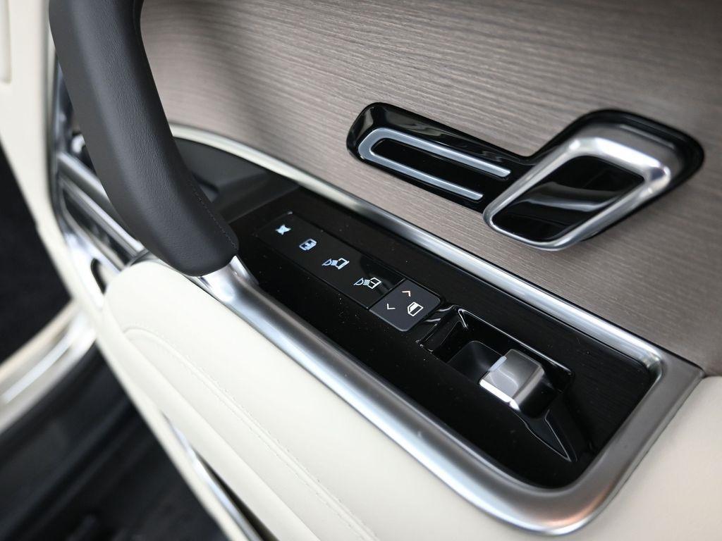new 2025 Land Rover Range Rover car, priced at $156,710