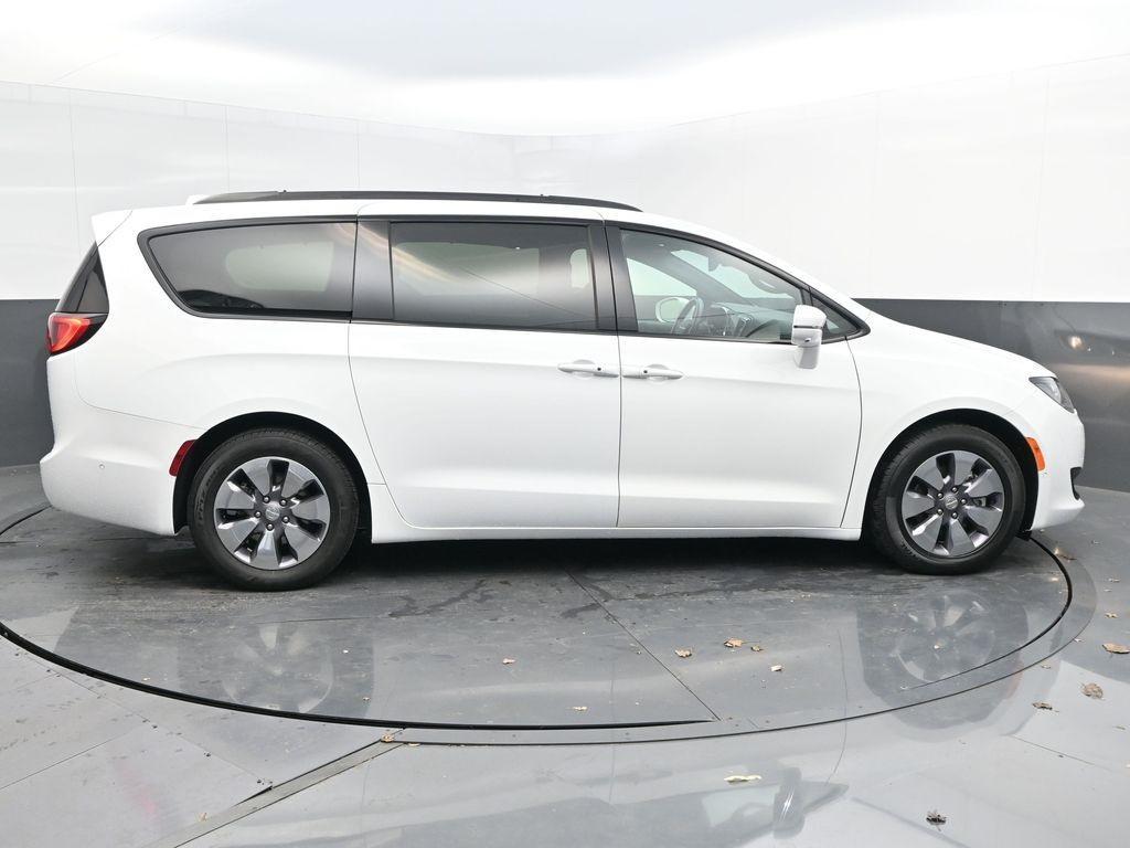 used 2019 Chrysler Pacifica Hybrid car, priced at $25,998