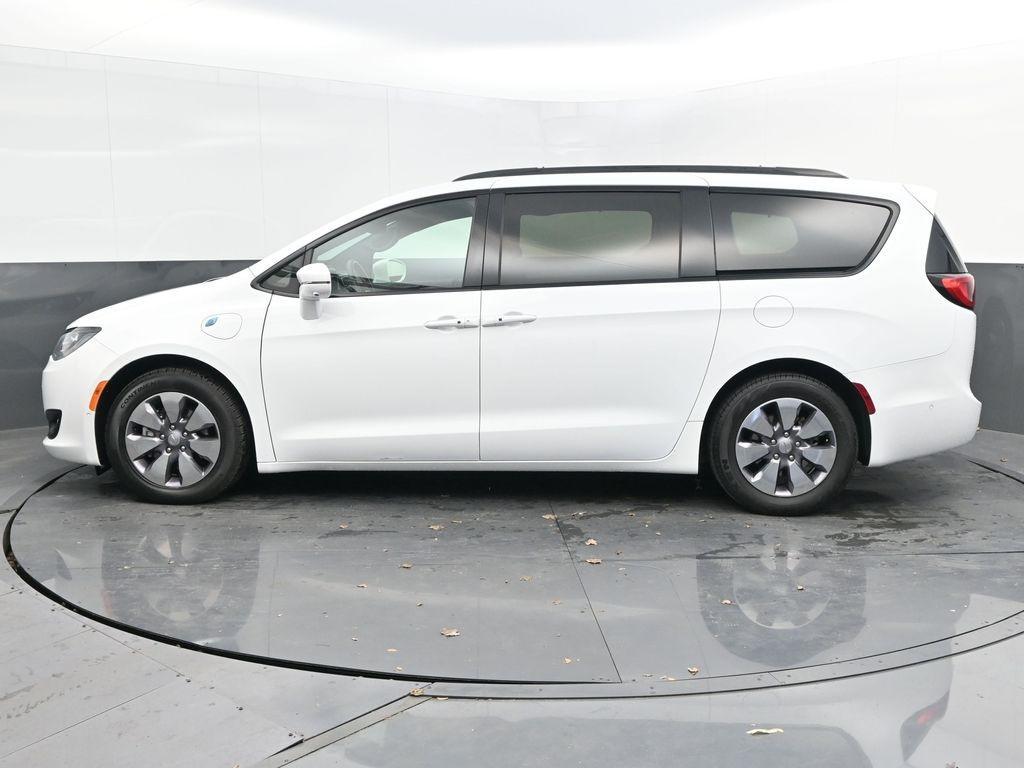 used 2019 Chrysler Pacifica Hybrid car, priced at $25,998