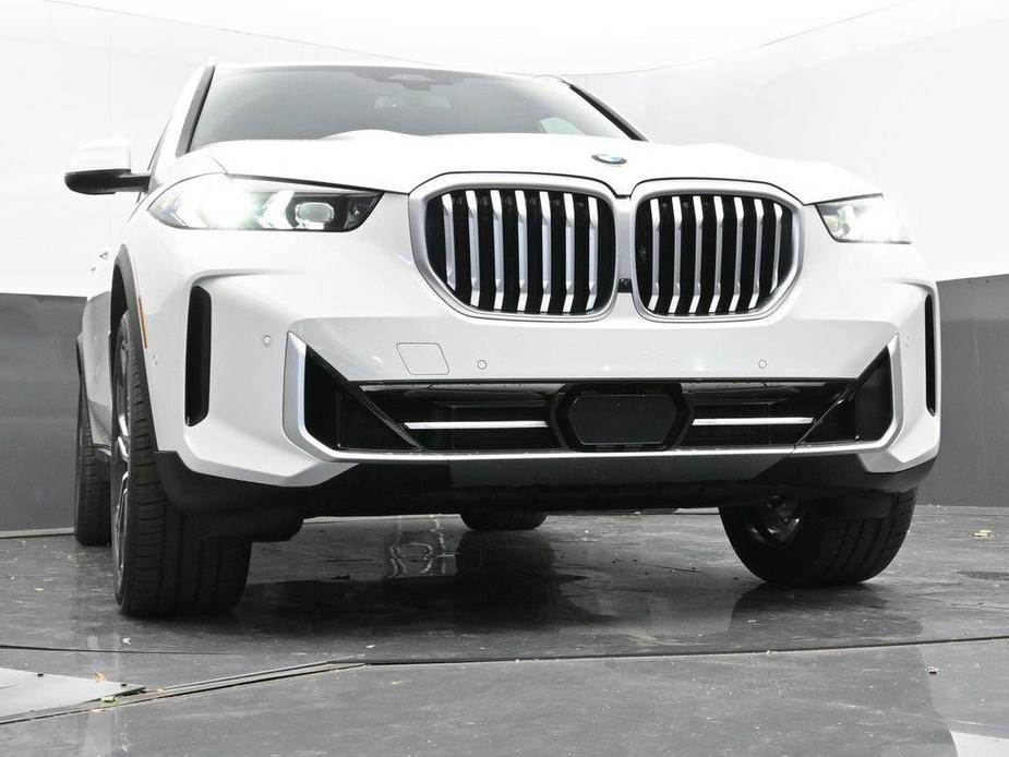 new 2025 BMW X5 car