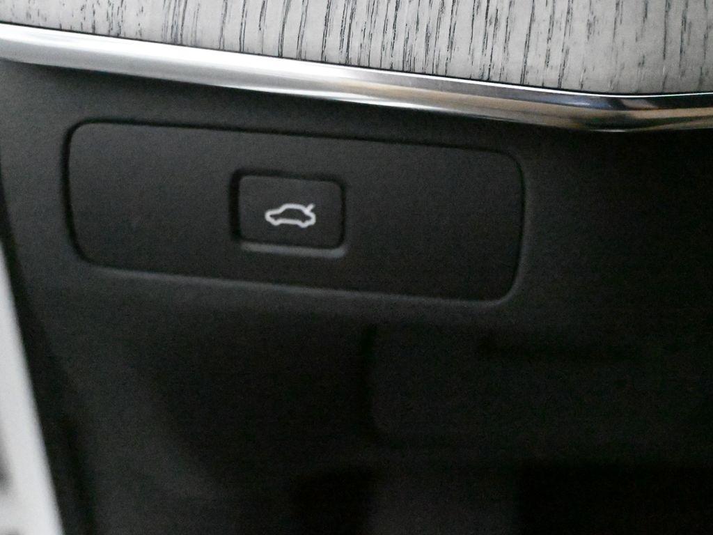 used 2023 Volvo XC90 car, priced at $48,998