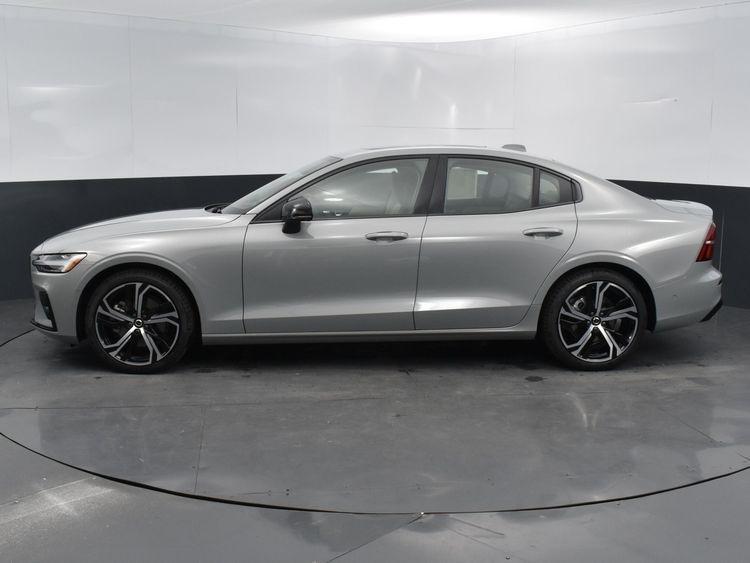 new 2024 Volvo S60 car, priced at $51,695