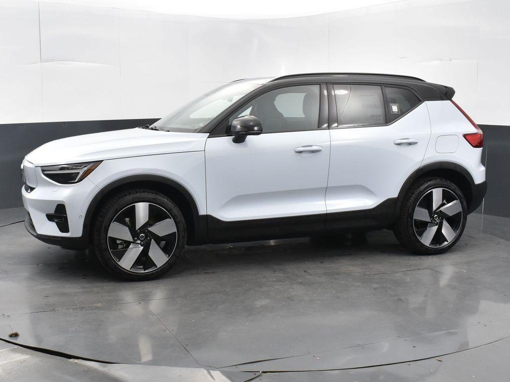 used 2024 Volvo XC40 Recharge Pure Electric car, priced at $43,498