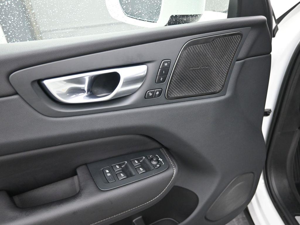 used 2023 Volvo XC60 Recharge Plug-In Hybrid car, priced at $46,498
