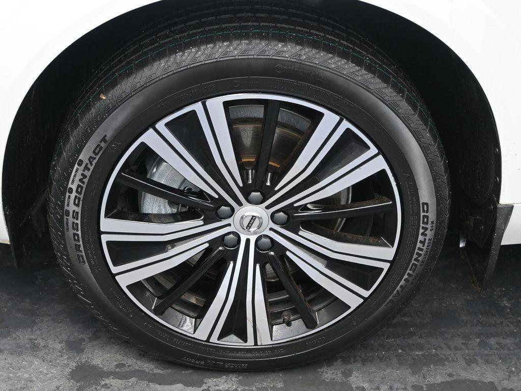 used 2023 Volvo XC60 Recharge Plug-In Hybrid car, priced at $46,498