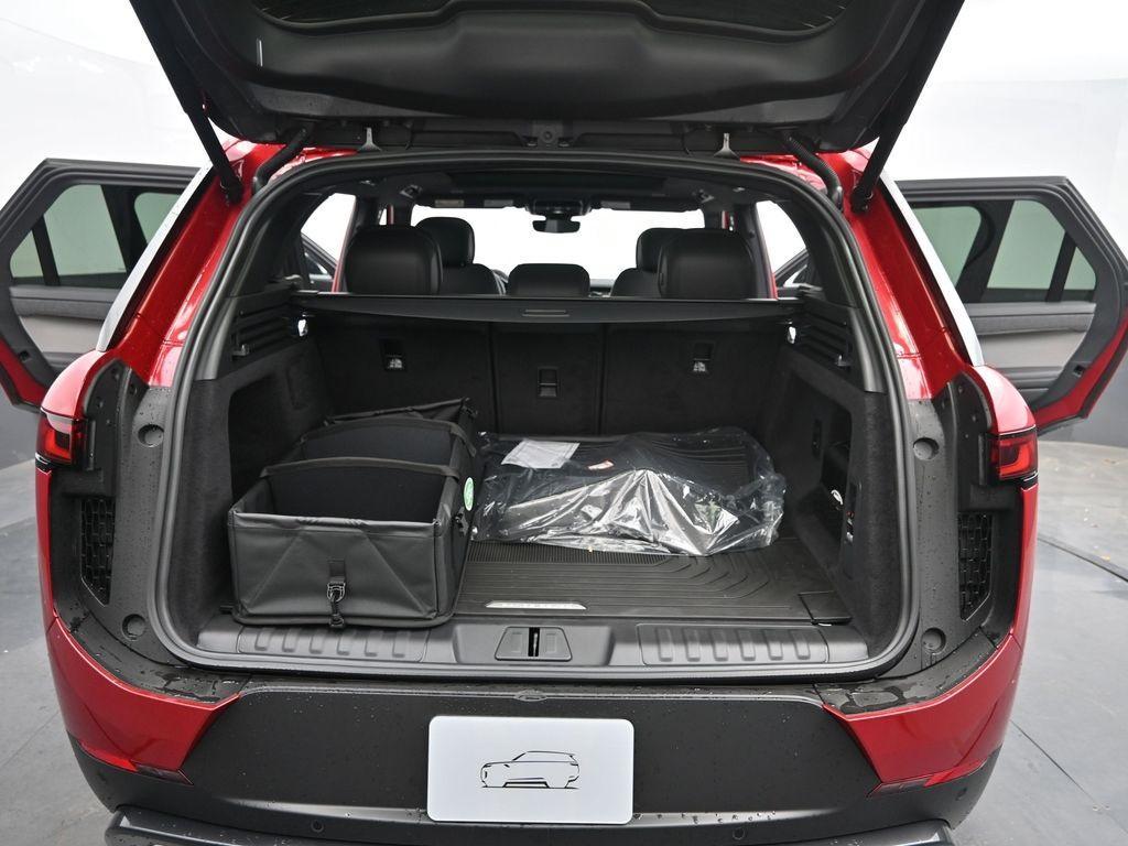 new 2025 Land Rover Range Rover Sport car, priced at $87,690