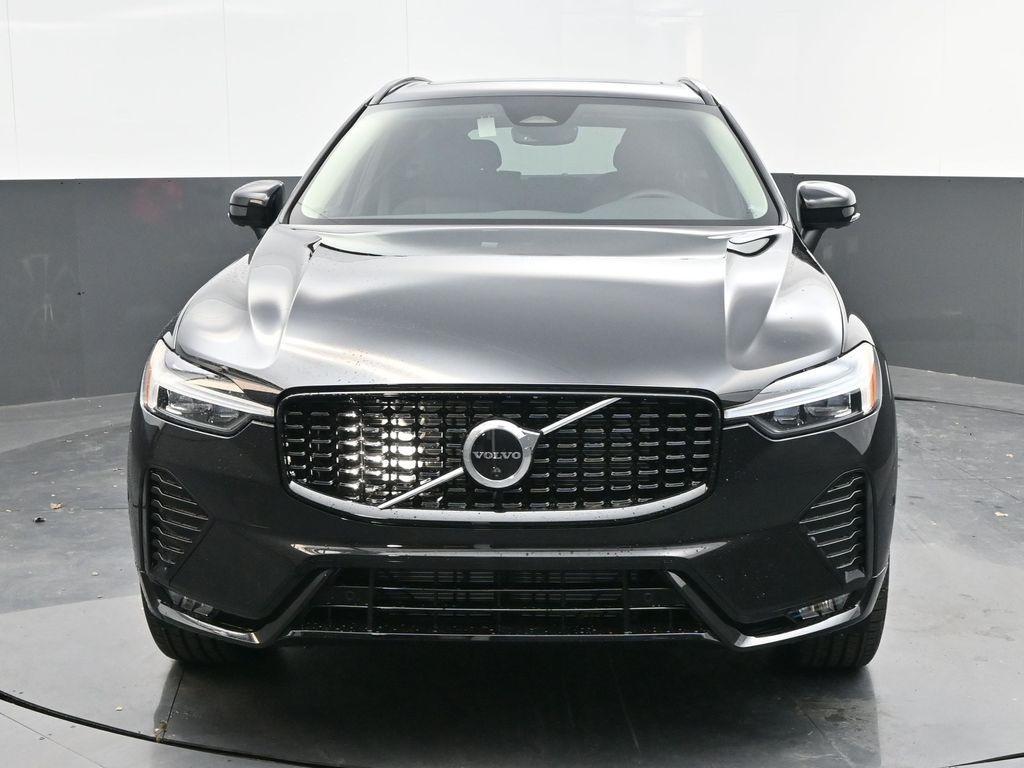 new 2025 Volvo XC60 car, priced at $54,585