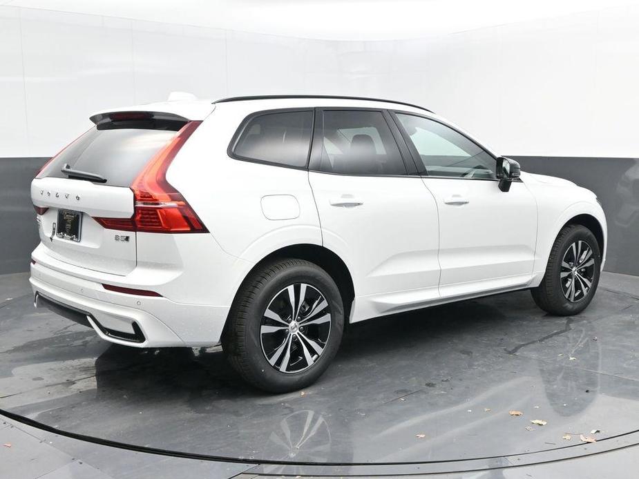 new 2025 Volvo XC60 car, priced at $49,095