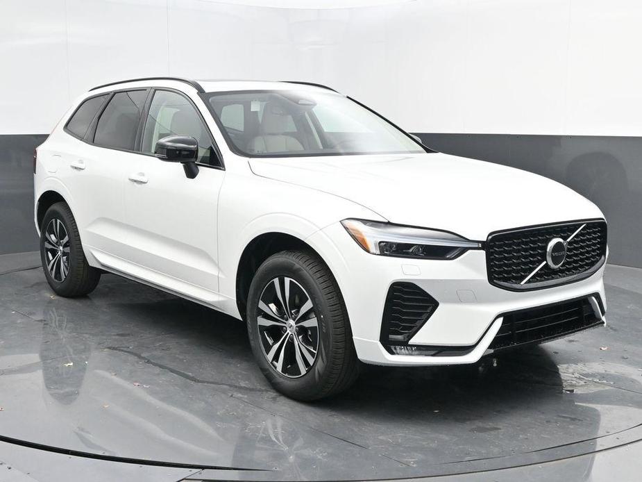 new 2025 Volvo XC60 car, priced at $49,095