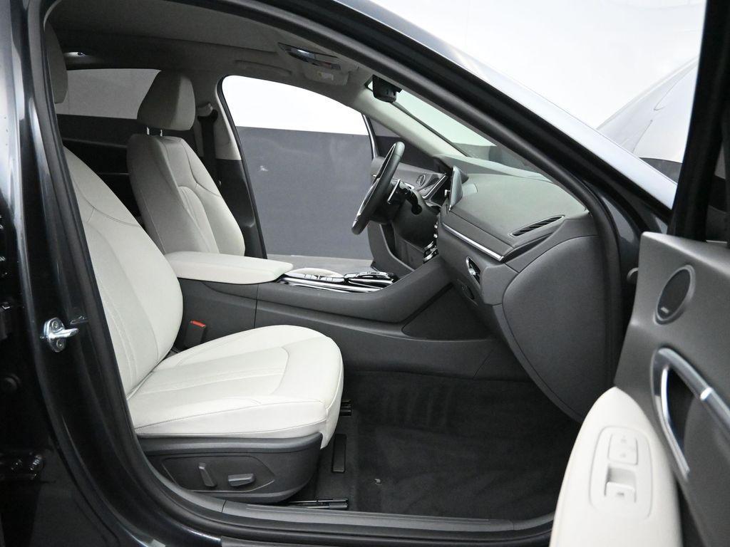 used 2022 Hyundai Sonata car, priced at $25,599