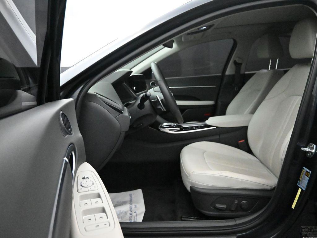 used 2022 Hyundai Sonata car, priced at $25,599