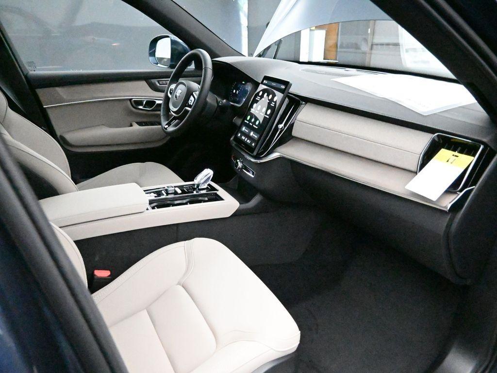 new 2026 Volvo XC90 car, priced at $71,825