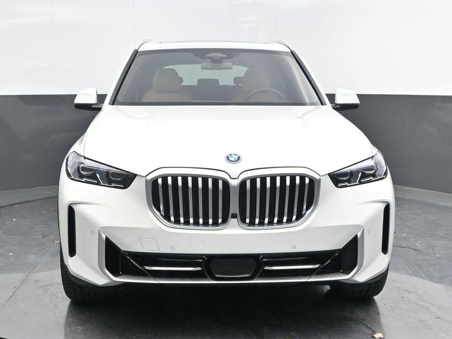 new 2025 BMW X5 PHEV car, priced at $80,540