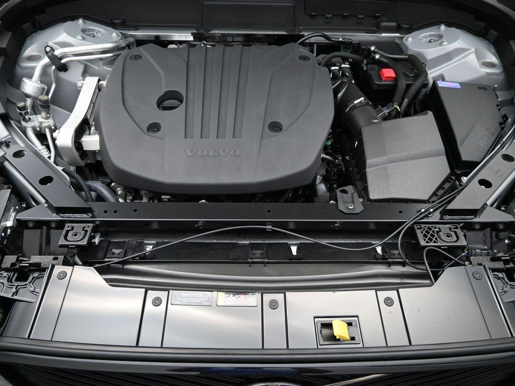 new 2026 Volvo XC60 car, priced at $57,985