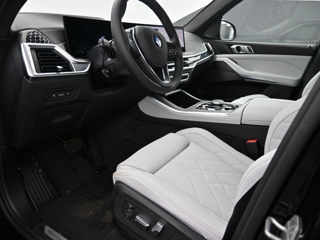 new 2025 BMW X5 PHEV car, priced at $79,240