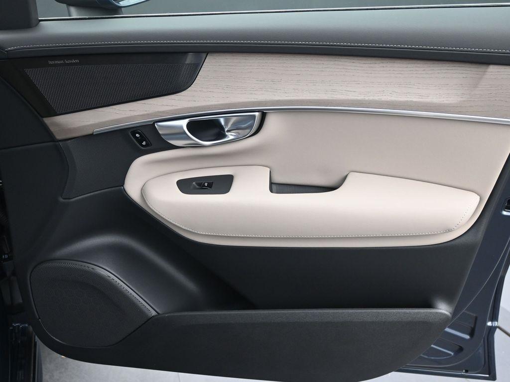 new 2026 Volvo XC90 car, priced at $67,340