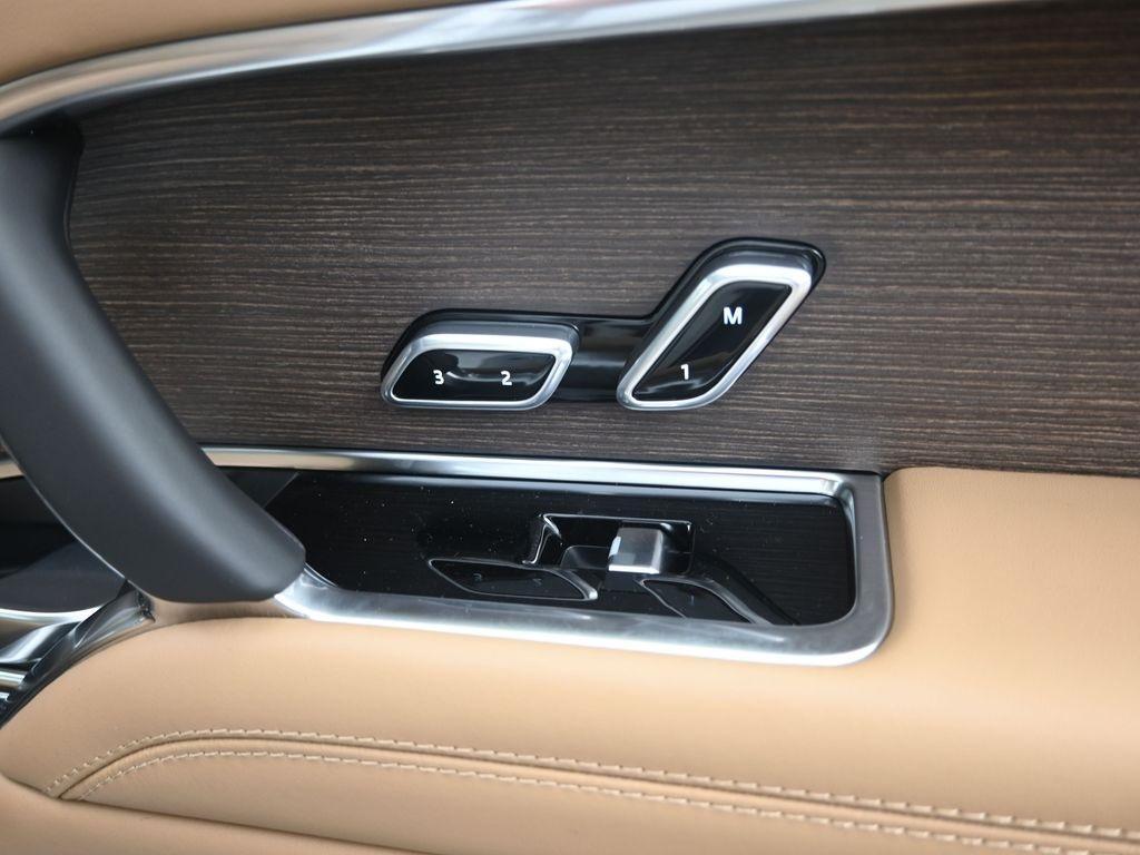 new 2025 Land Rover Range Rover car, priced at $184,705