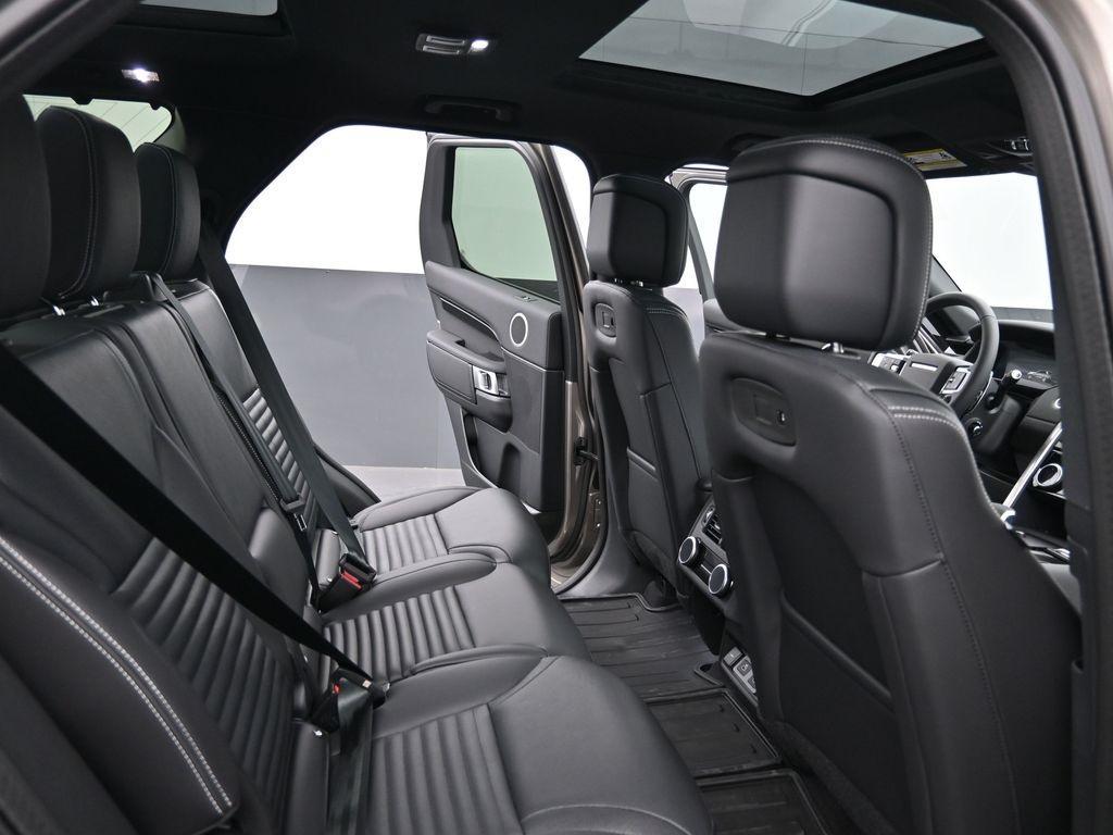 new 2025 Land Rover Discovery car, priced at $66,103