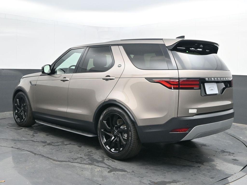 new 2025 Land Rover Discovery car, priced at $66,103