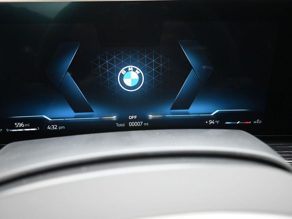 new 2026 BMW X7 car, priced at $100,785