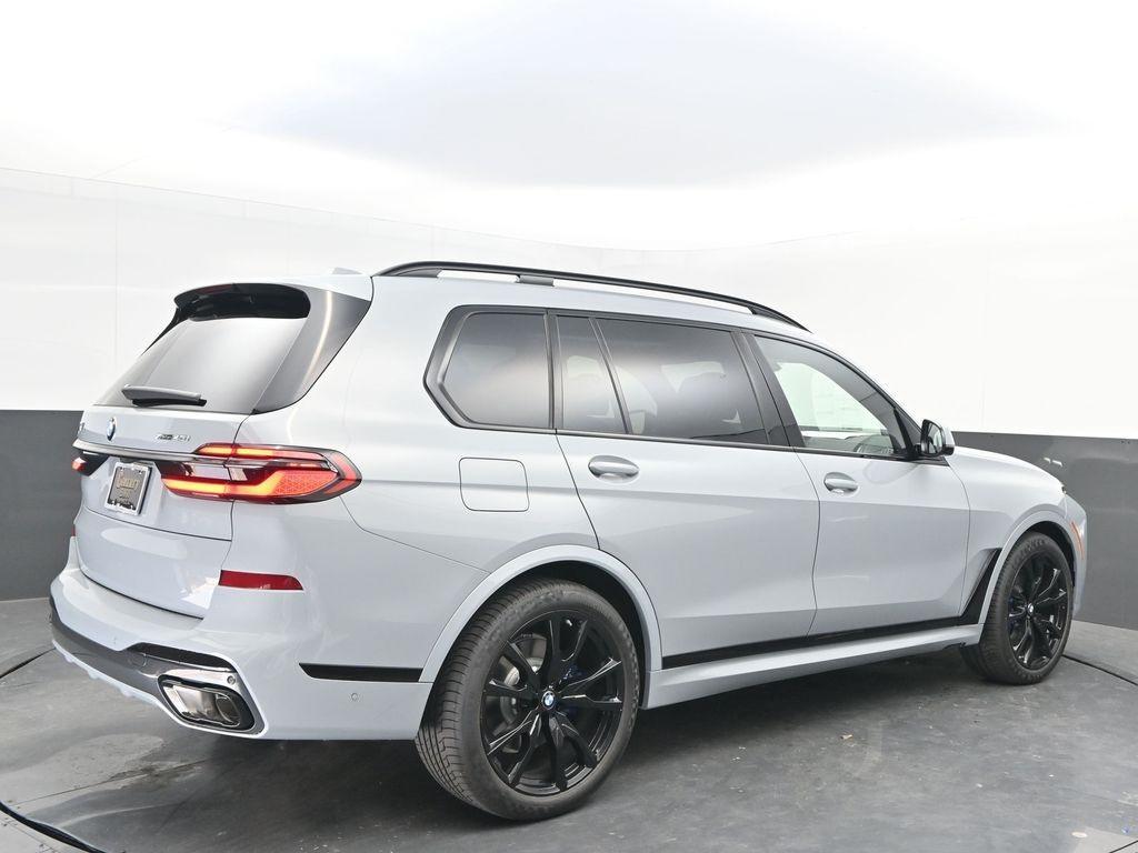 new 2026 BMW X7 car, priced at $100,785