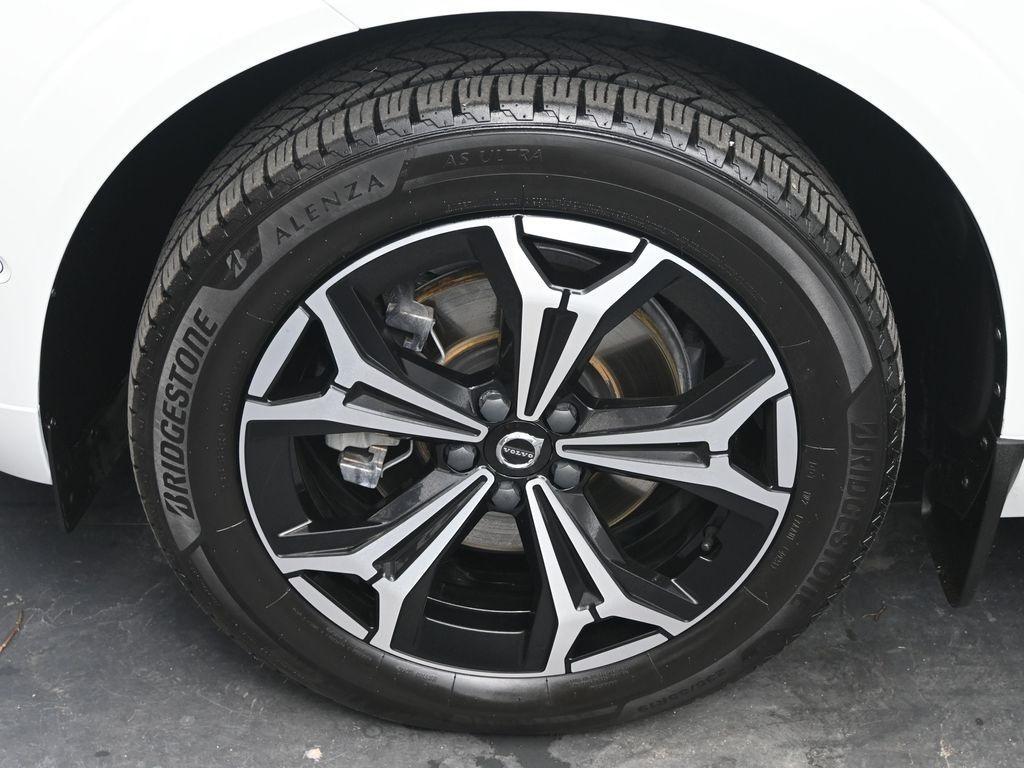 used 2022 Volvo XC60 car, priced at $27,898