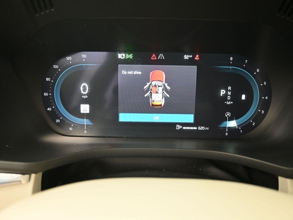 used 2022 Volvo XC60 car, priced at $27,898