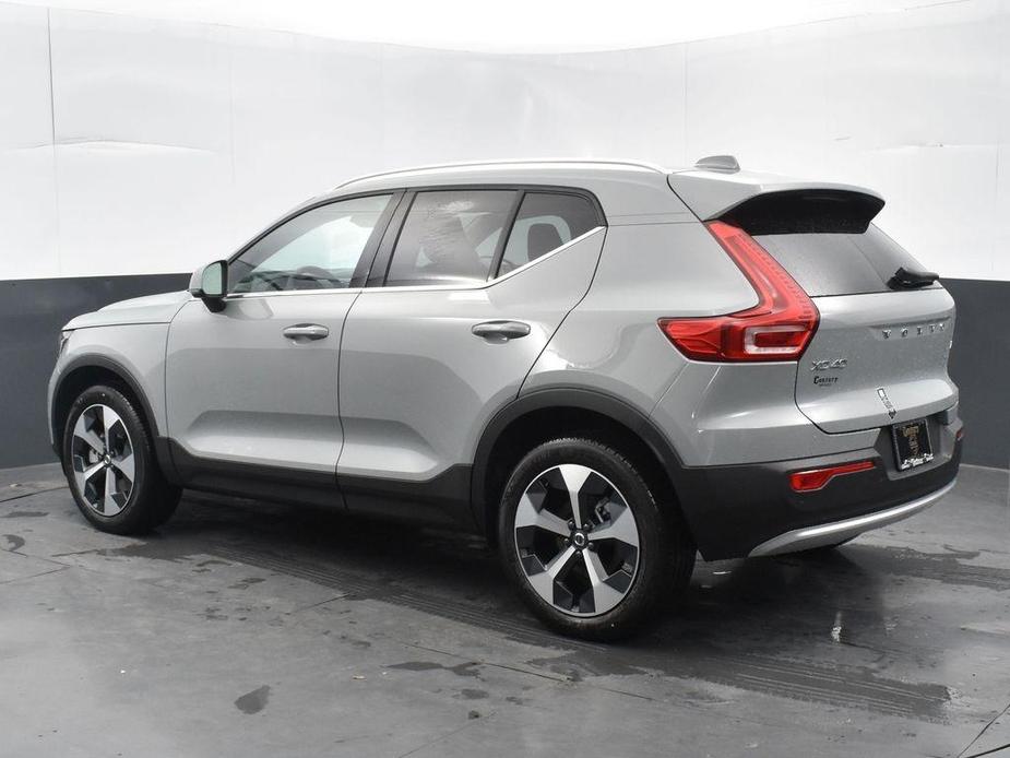 new 2024 Volvo XC40 car