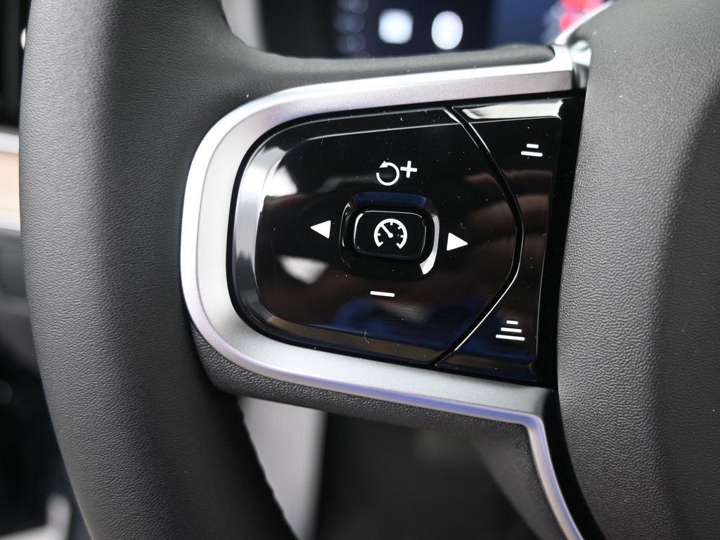 new 2026 Volvo XC90 car, priced at $71,825