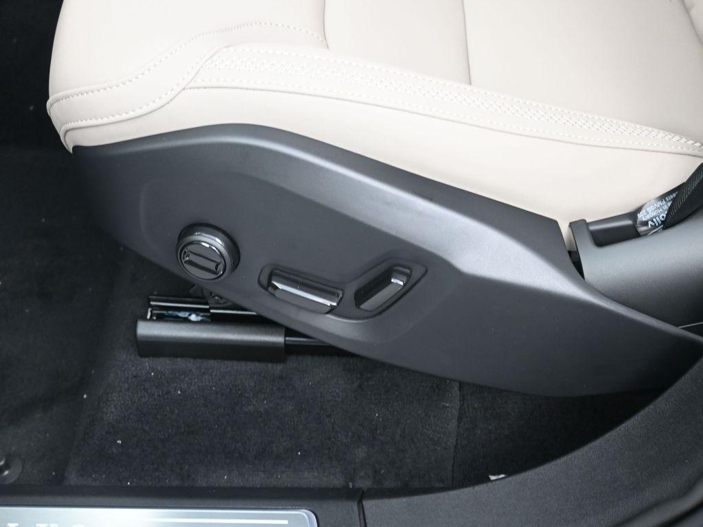 new 2026 Volvo XC90 car, priced at $71,825