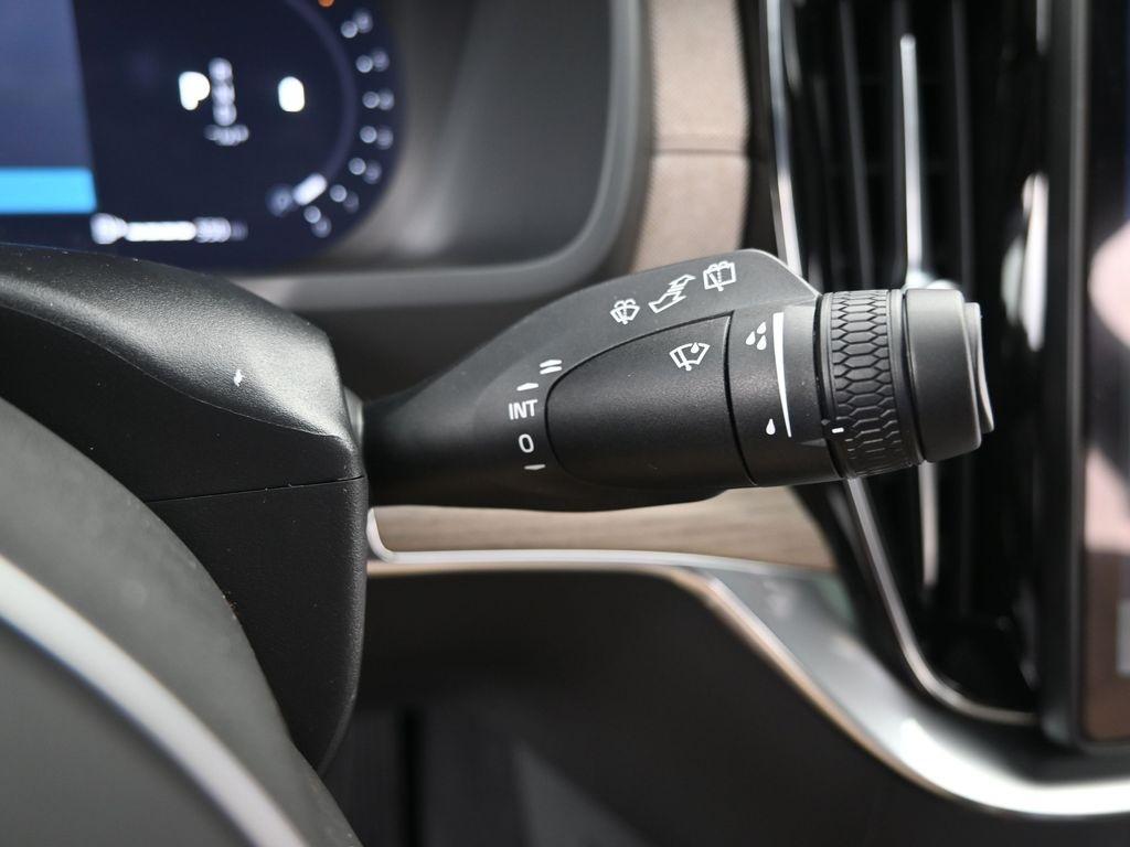 new 2026 Volvo XC90 car, priced at $71,825