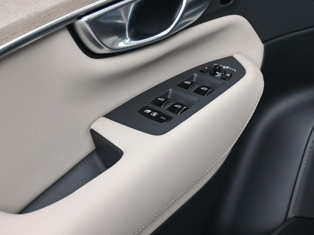 new 2026 Volvo XC90 car, priced at $71,825