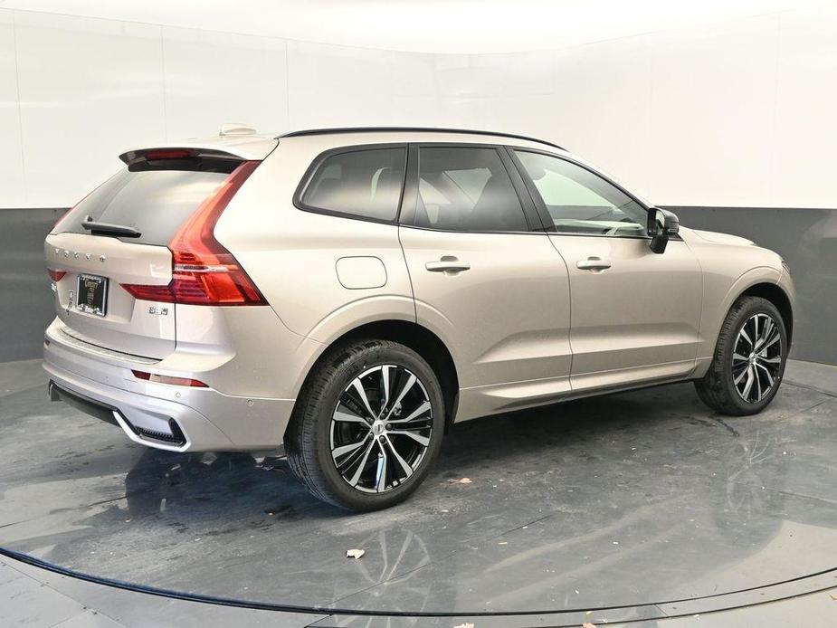 new 2025 Volvo XC60 car, priced at $54,585