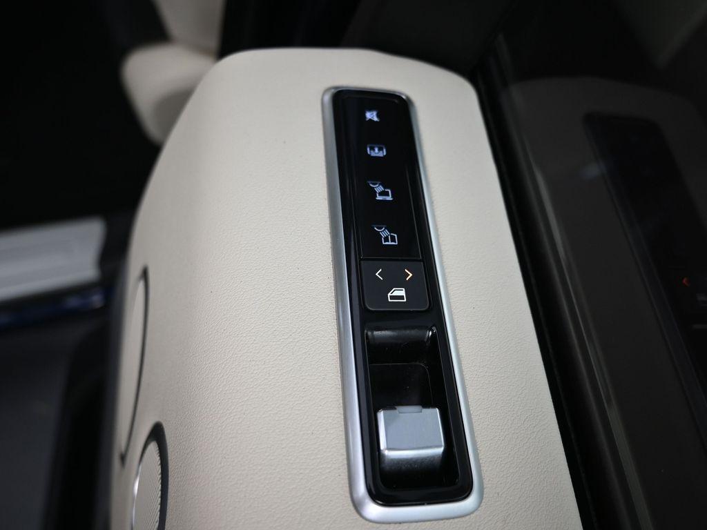 used 2021 Land Rover Range Rover car, priced at $55,998