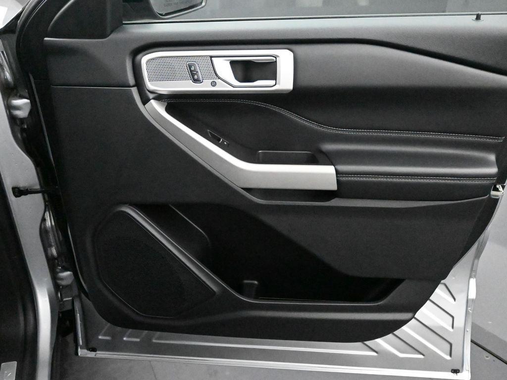 used 2022 Ford Explorer car, priced at $27,998