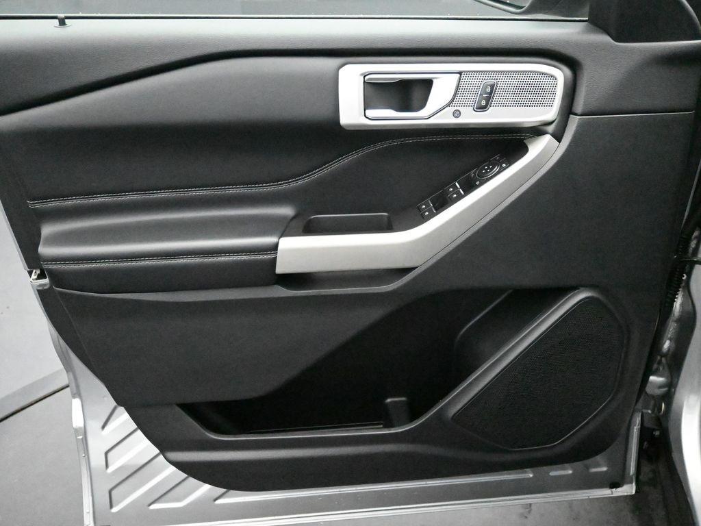 used 2022 Ford Explorer car, priced at $27,998