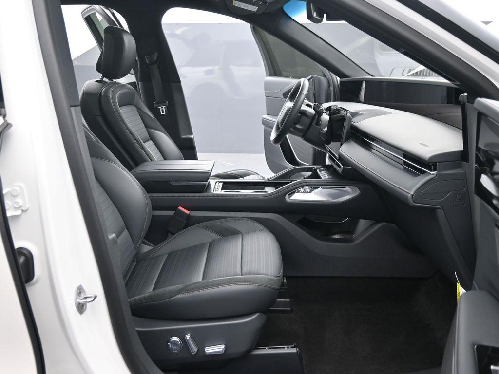 used 2024 Lincoln Nautilus car, priced at $53,499