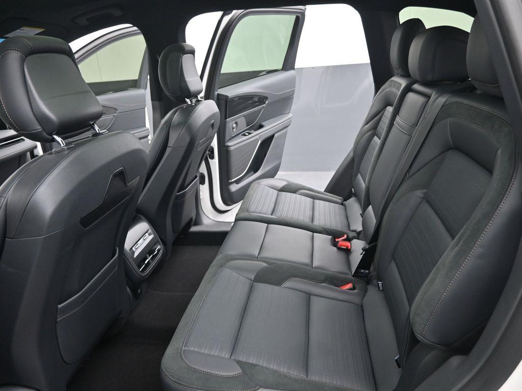 used 2024 Lincoln Nautilus car, priced at $53,499